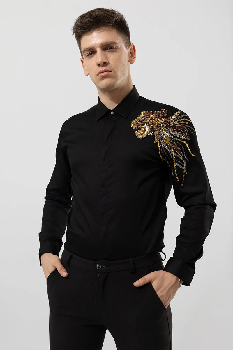 سنيتش Leon Black Embroidery Shirt
